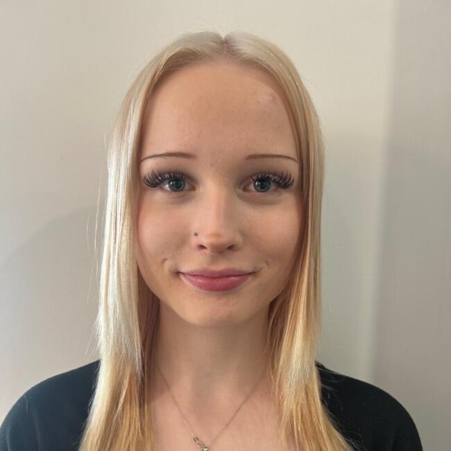 Babysitter in Espoo: Anni