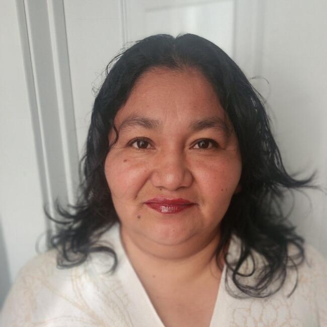 Babysitter in Watsonville: Criselda