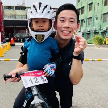 Babysitting job in Taipei: babysitting job 代勳