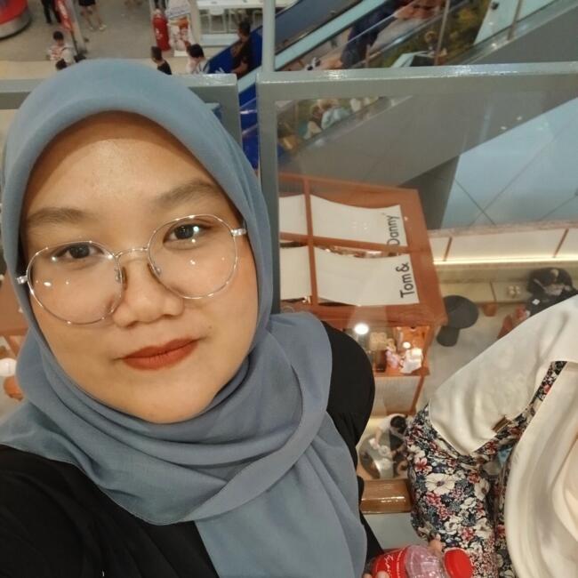 Babysitter in Tanah Merah: Noorfadziera