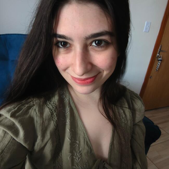 Babysitter in São Leopoldo: Susana