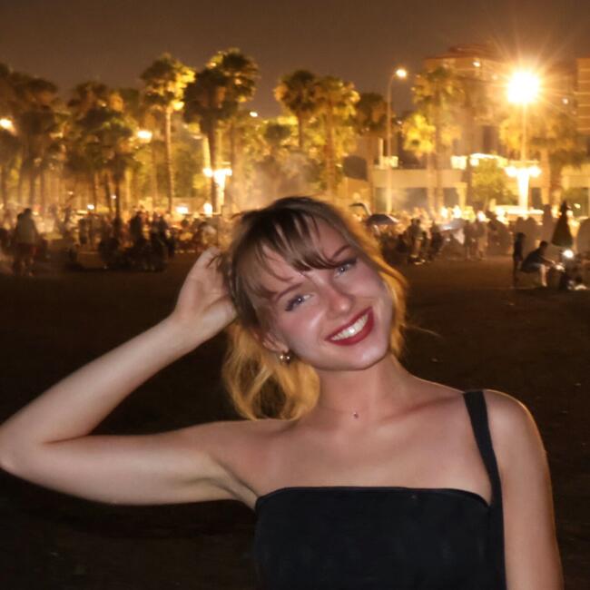 Babysitter in Vienna: Dominyka