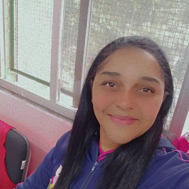 Babysitter in São Paulo: Vanessa Viviane