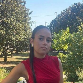 Babysitter in Grasse: Lina