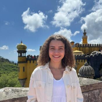 Babysitter Sintra: Andreia