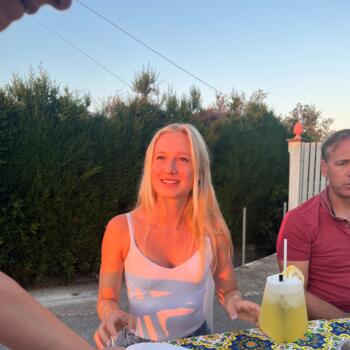 Babysitter in La Roche-sur-Foron: Timea