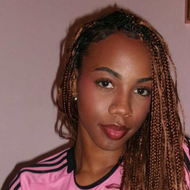 Babysitter in Maia: Nelida