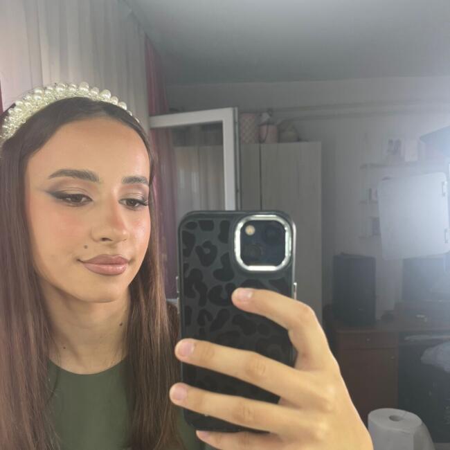 Babysitter in Kraljevo: Nina