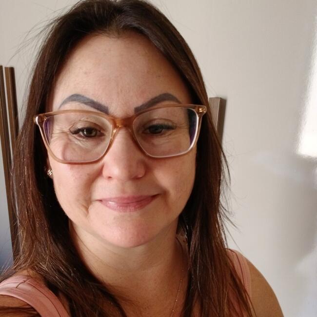 Babysitter in São João da Boa Vista: Viviam