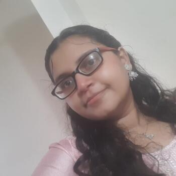 Thāne में बेबीसिटर: Prachi