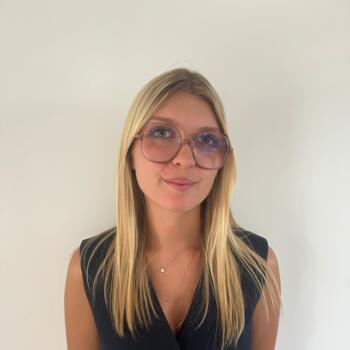 Babysitter in Caen: Emma