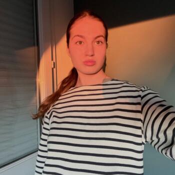 Babysitter in Quimper: Anna