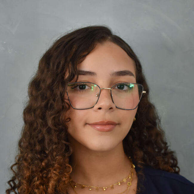 Babá em Atibaia: Lais