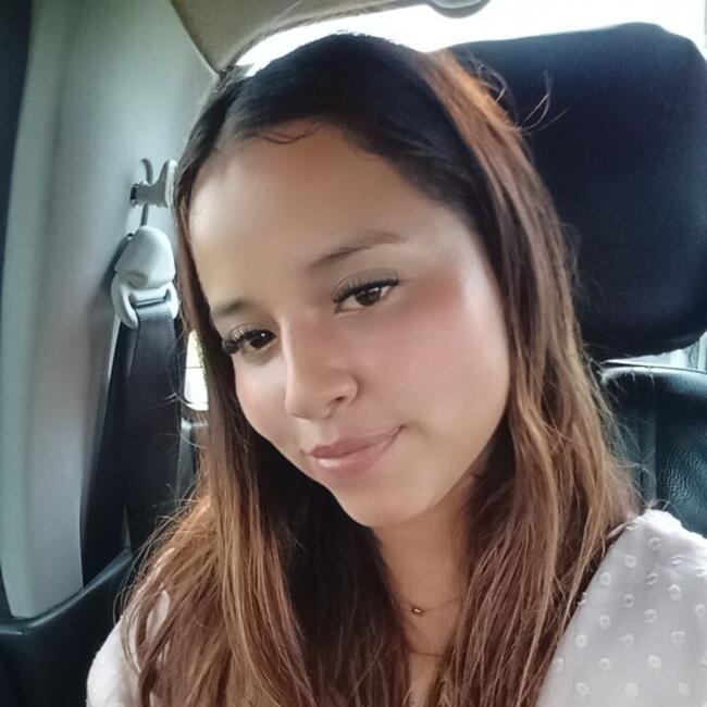 Babysitter in Guayaquil: Julia