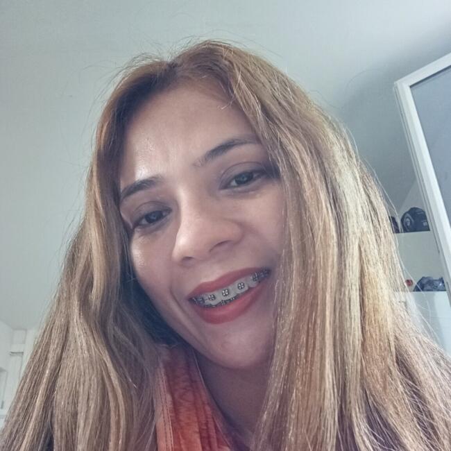 Babysitter in Alfortville: Joyce