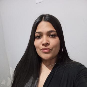 Babysitter Guarulhos: Ana Caroline
