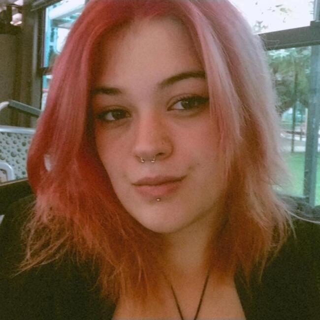 Babysitter in Athens: Eirini