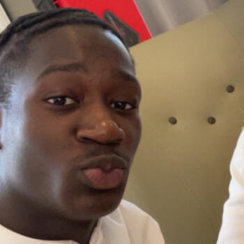 Babysitter in Montigny-le-Bretonneux: Bonheur