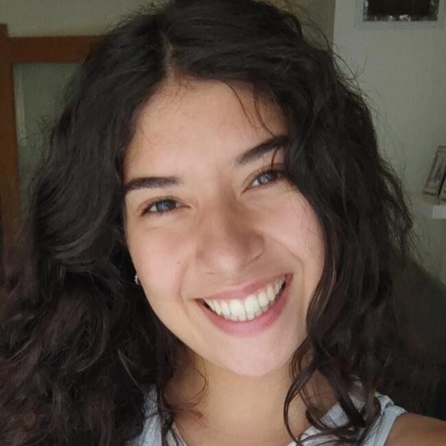 Babysitter em Guimarães: Ana