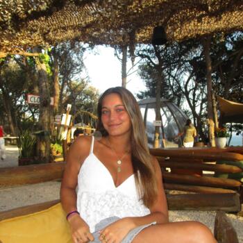 Babysitter in Cascais: Carolina