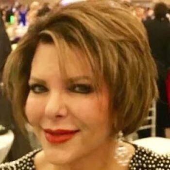 Babysitting job in Tampa: babysitting job HELENA