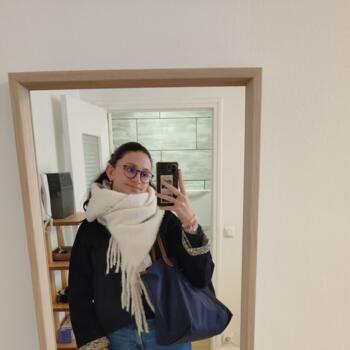 Babysitter in Tours: Emma