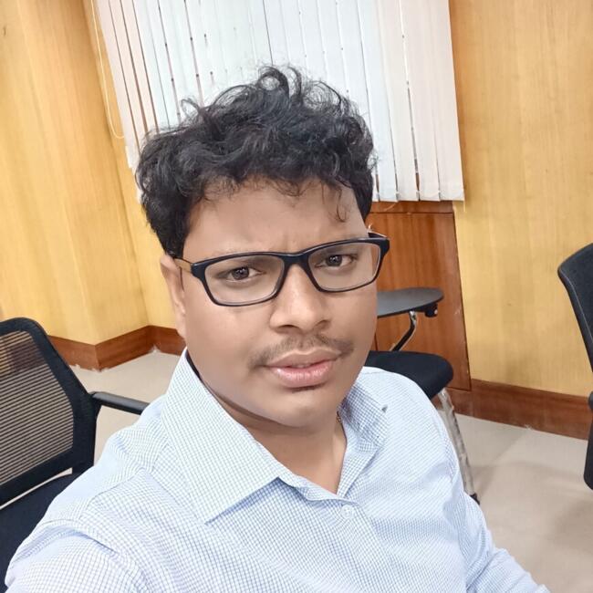 हैदराबाद में बेबीसिटिंग की नौकरी: Swarna