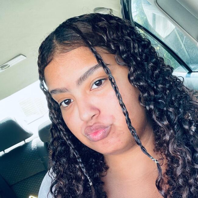 Babysitter in Sete Lagoas: Jenifer