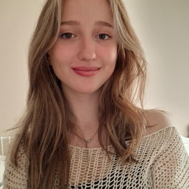 Babysitter em Vila Real: Lia