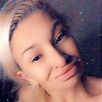 Babysitter in Sydney: Selena