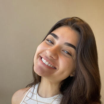 Babá Capão da Canoa: Beatriz