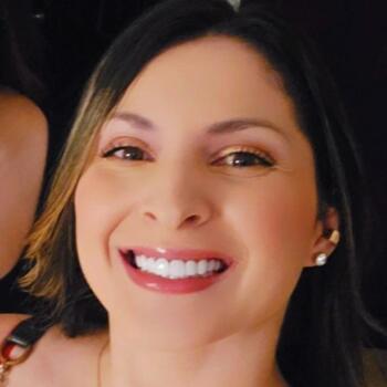 Babysitter in San Antonio: Veronica