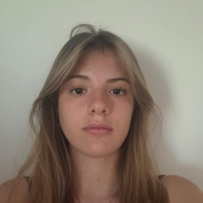 Babysitter in Poggio a Caiano: Lavinia