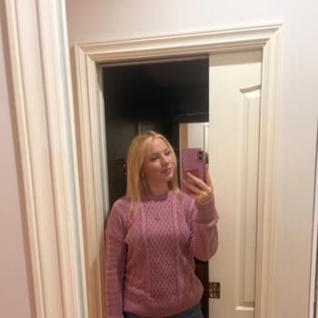 Babysitter Surrey: Kimberlee