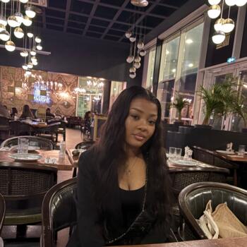 Nanny Chelles: Anais