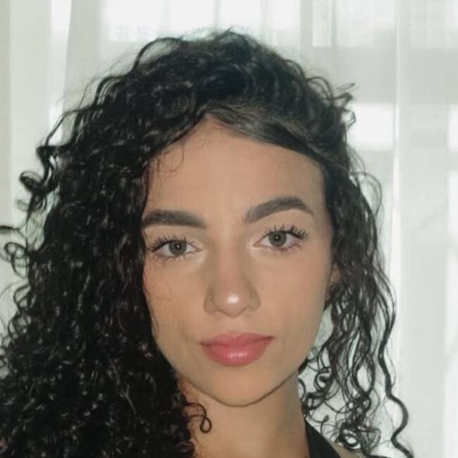 Babá em Maringá: Maria Eduarda
