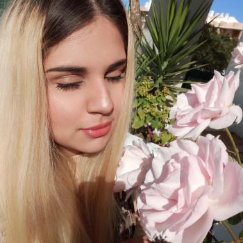 Babysitter Portimão: Naendra