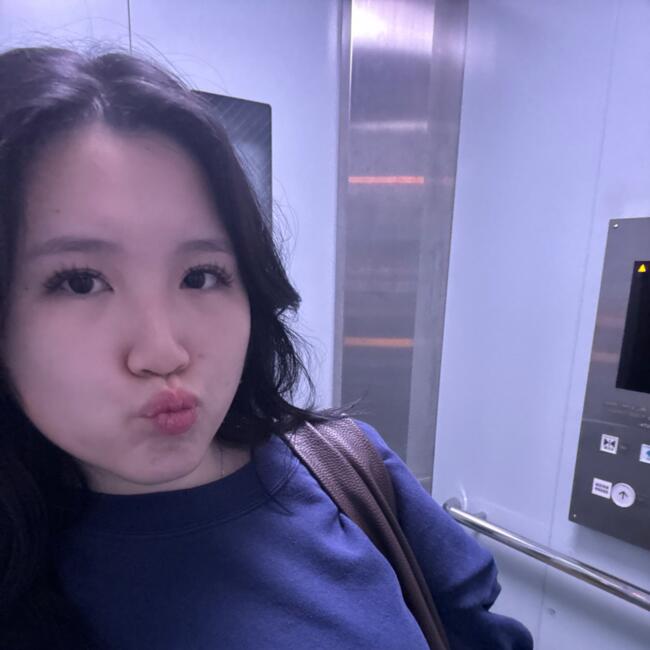 Babysitter in Singapore: Felicia