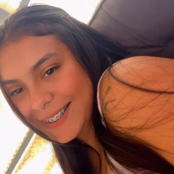 Babysitter in Nova Esperança (Nova Esperança): Rebeca 