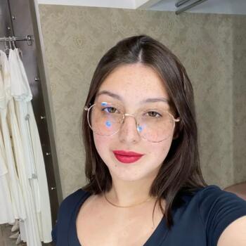 Babá em Estância Velha: Hellen