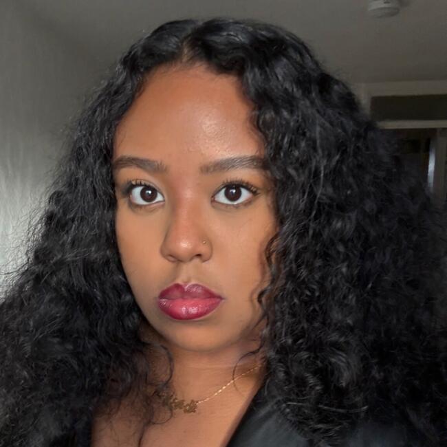 Babysitter in London: Alzahra