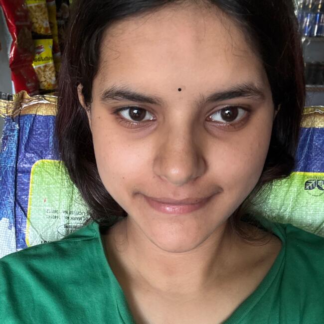 Nanny in Indore: Nandani Tomar