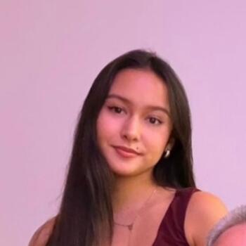 Babysitter in Lunéville: Jade