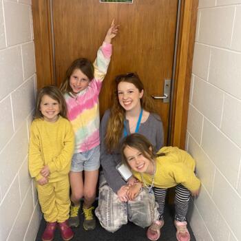 Babysitter Hamilton: Ella