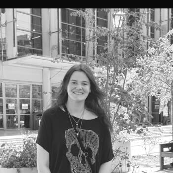 Babysitter in Cleckheaton: Eden