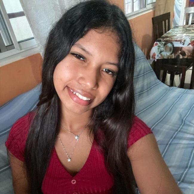 Babysitter in Pacora: Heidi