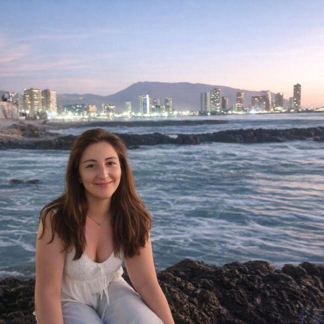 Babysitter in Santiago: Alison
