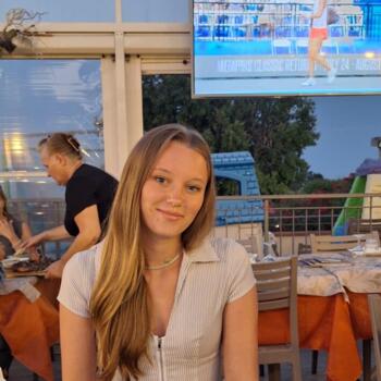 Babysitter Barendrecht: Yaela