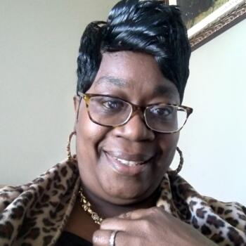 Babysitter in Myrtle Beach: Angela