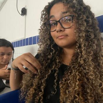 Babysitter in Caucaia: Ana Beatriz